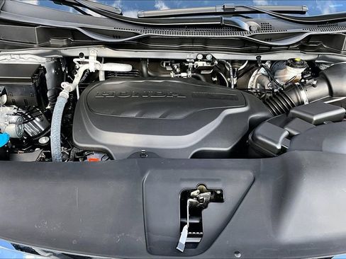 Used 2023 Honda Odyssey Touring image 24