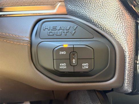 New 2025 RAM 2500 Limited image 28