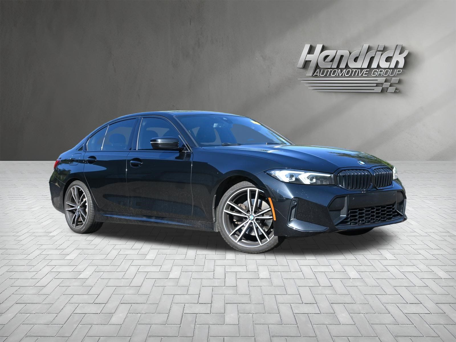 Used 2023 BMW 330i xDrive Sedan AWD/4WD image 2