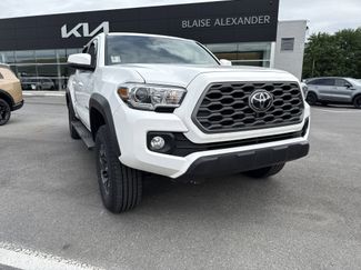Used 2023 Toyota Tacoma TRD Off-Road AWD/4WD video 1