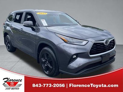 Used 2023 Toyota Highlander LE
