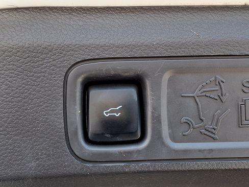 Certified 2021 Ford Expedition XLT RWD image 29