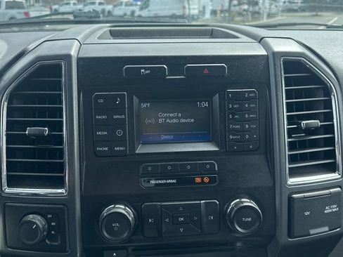 Used 2017 Ford F250 XLT w/ Snow Plow Prep Package image 15