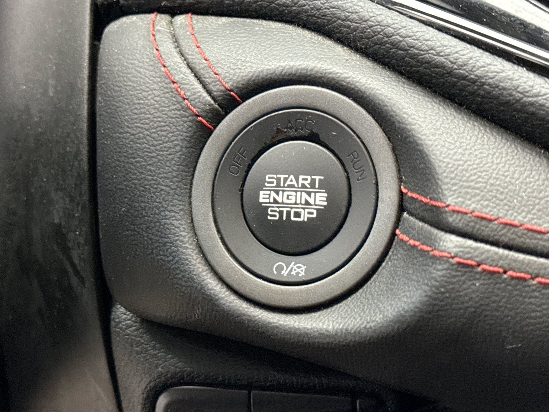 Used 2023 Dodge Durango R/T w/ Tow 'N Go Package AWD/4WD image 22
