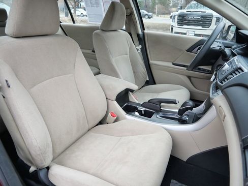 Used 2013 Honda Accord LX image 16