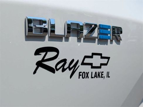 New 2025 Chevrolet Blazer EV LT image 29