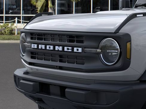 New 2026 Ford Bronco 2-Door AWD/4WD image 19