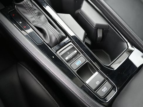 Used 2023 Honda Accord EX-L image 19