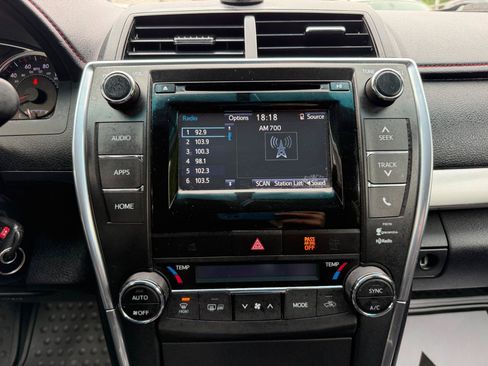 Used 2015 Toyota Camry XSE FWD image 47