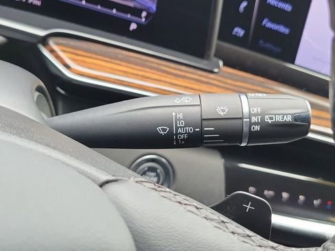 Used 2024 Cadillac Escalade ESV Luxury w/ LPO, Floor Liner Package image 29