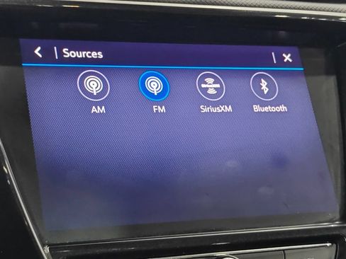 Used 2021 Chevrolet TrailBlazer LT w/ Sun and Liftgate Package FWD image 34