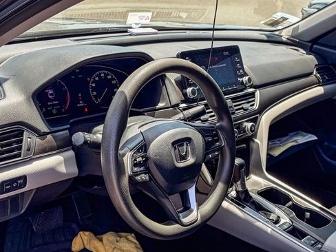 Used 2019 Honda Accord LX image 8