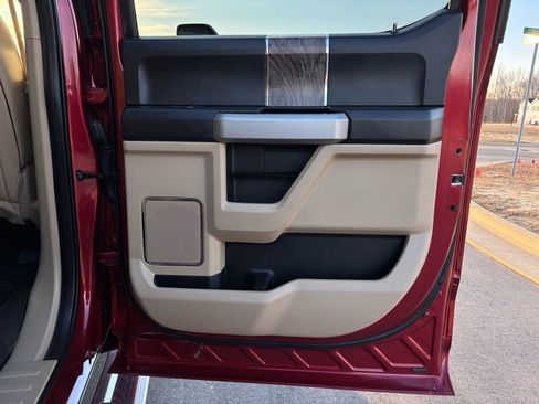 Used 2019 Ford F250 Lariat w/ Lariat Ultimate Package image 30