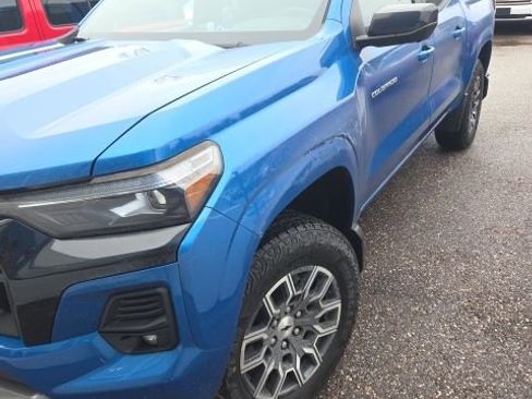 Used 2023 Chevrolet Colorado Z71 w/ Z71 Convenience Package 2 image 2