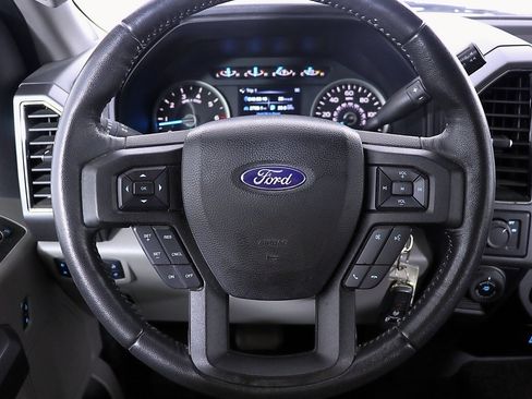 Used 2017 Ford F150 XLT w/ Equipment Group 302A Luxury RWD image 16