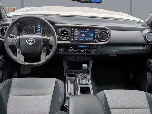 Used 2023 Toyota Tacoma TRD Off-Road AWD/4WD image 14
