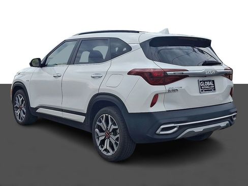 Used 2023 Kia Seltos SX w/ SX Sunroof Package image 5