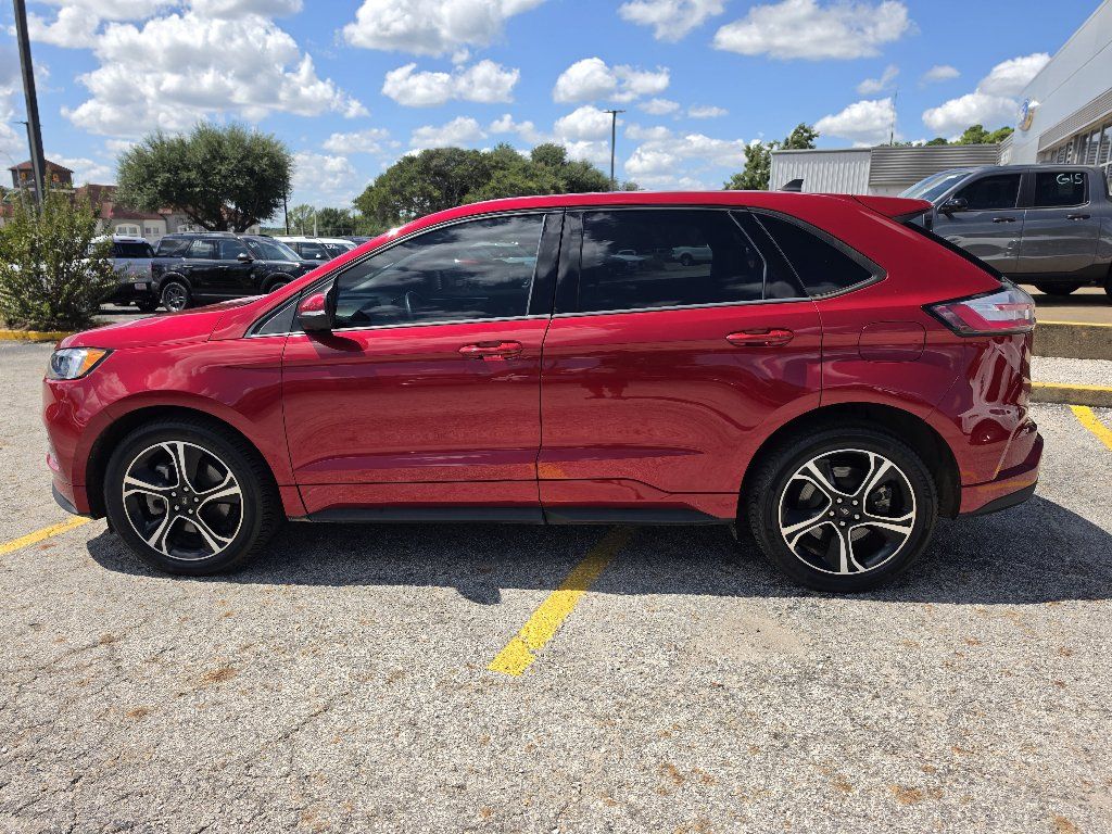 Used 2023 Ford Edge ST AWD/4WD image 8