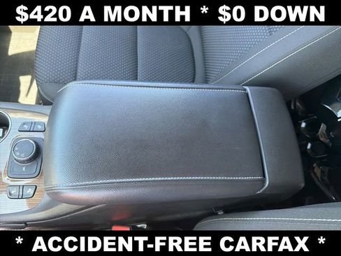 Used 2023 GMC Acadia SLE w/ Driver Convenience Package FWD image 22