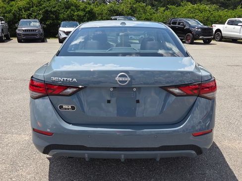 Used 2025 Nissan Sentra SV w/ All-Weather Package FWD image 9