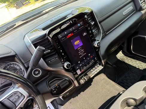 Used 2023 RAM 3500 Laramie w/ Night Edition image 22