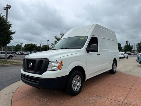 Used 2021 Nissan NV 2500 SV RWD image 3