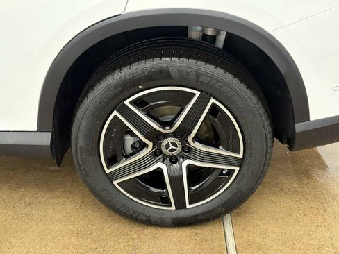New 2026 Mercedes-Benz GLC 300 image 9