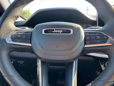 Used 2023 Jeep Compass Limited AWD/4WD image 16
