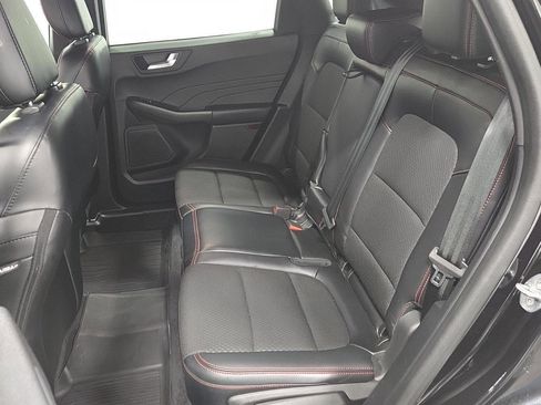 Used 2023 Ford Escape ST-Line image 22