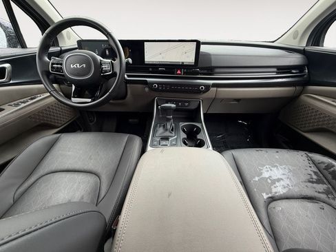 Used 2026 Kia Carnival FWD image 11