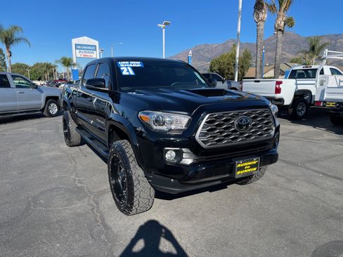 Used 2021 Toyota Tacoma SR5 image 2