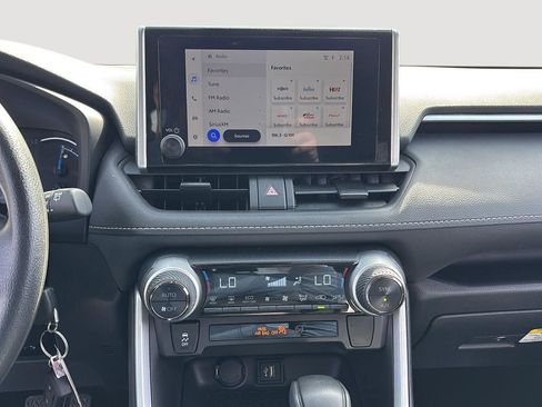 Used 2024 Toyota RAV4 LE image 29