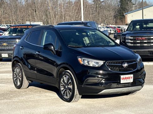 Used 2022 Buick Encore Preferred w/ Safety Package image 3