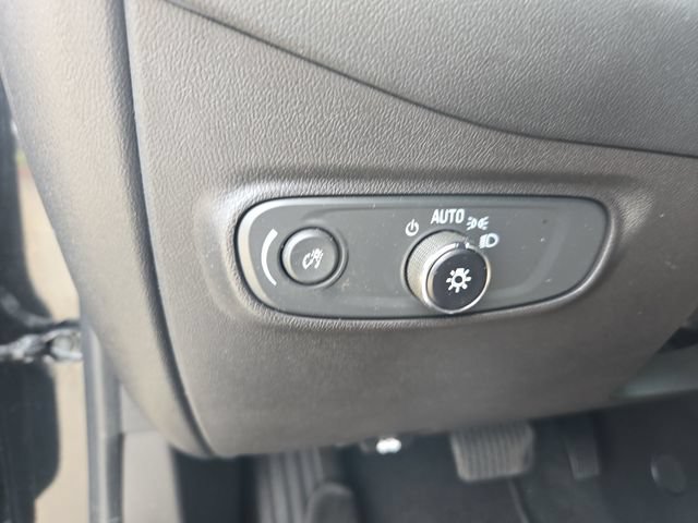Used 2023 Chevrolet Equinox LS FWD image 17