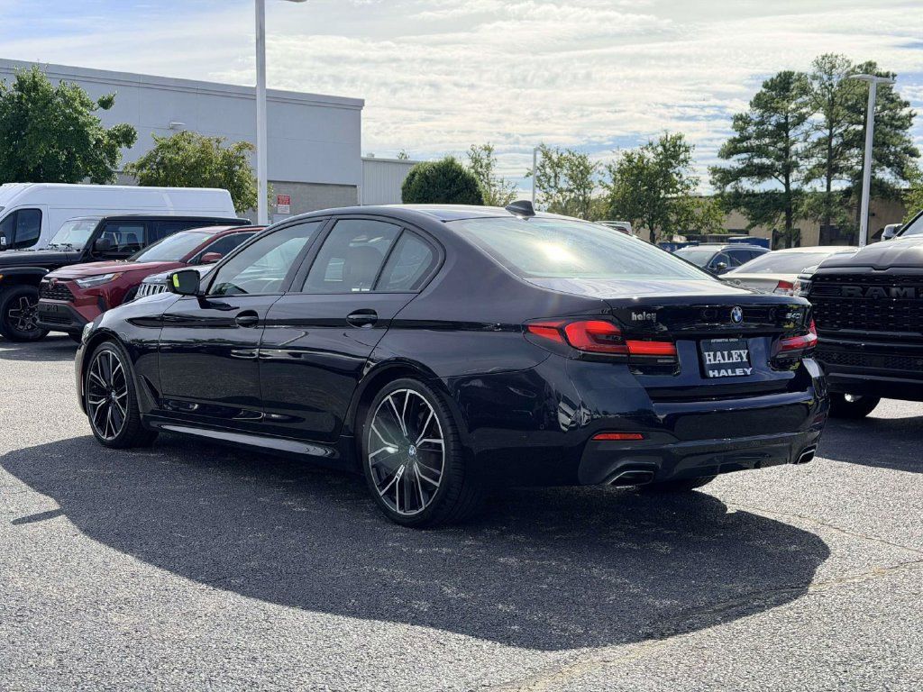 Used 2022 BMW 540i w/ Executive Package RWD image 4