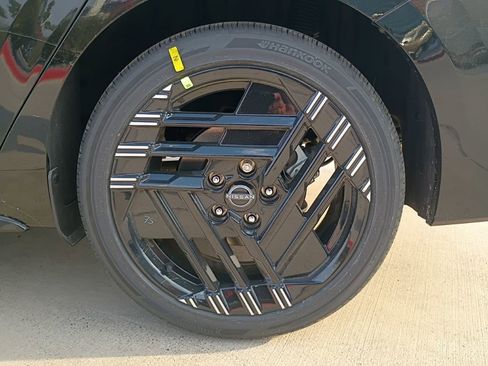 New 2026 Nissan Sentra SR w/ Floor Mat Package image 27