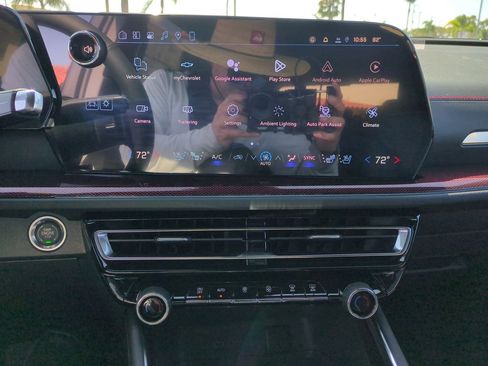 New 2026 Chevrolet Traverse RS image 13