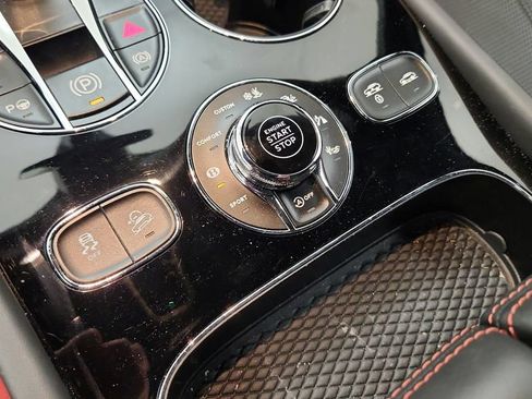 Used 2021 Bentley Bentayga Speed AWD/4WD image 24