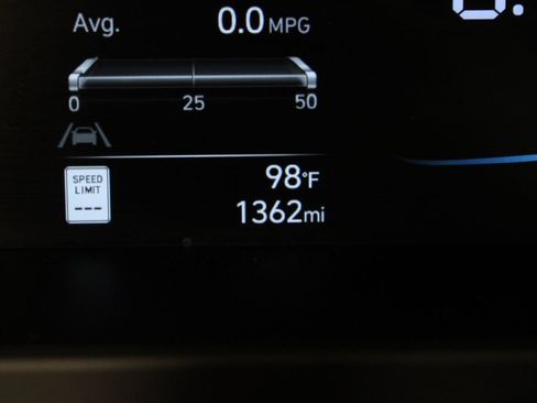Certified 2026 Hyundai Elantra Sport w/ Cargo Package FWD image 28