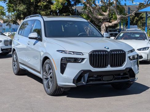 New 2026 BMW X7 xDrive40i image 6