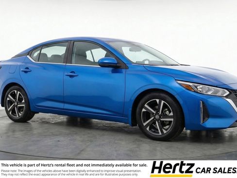 Used 2025 Nissan Sentra SV image 1