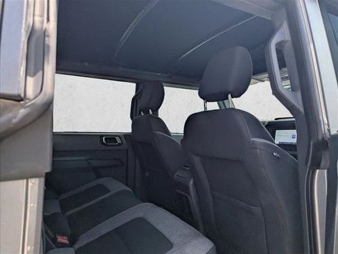 Used 2021 Ford Bronco Big Bend w/ Sasquatch Package AWD/4WD image 13
