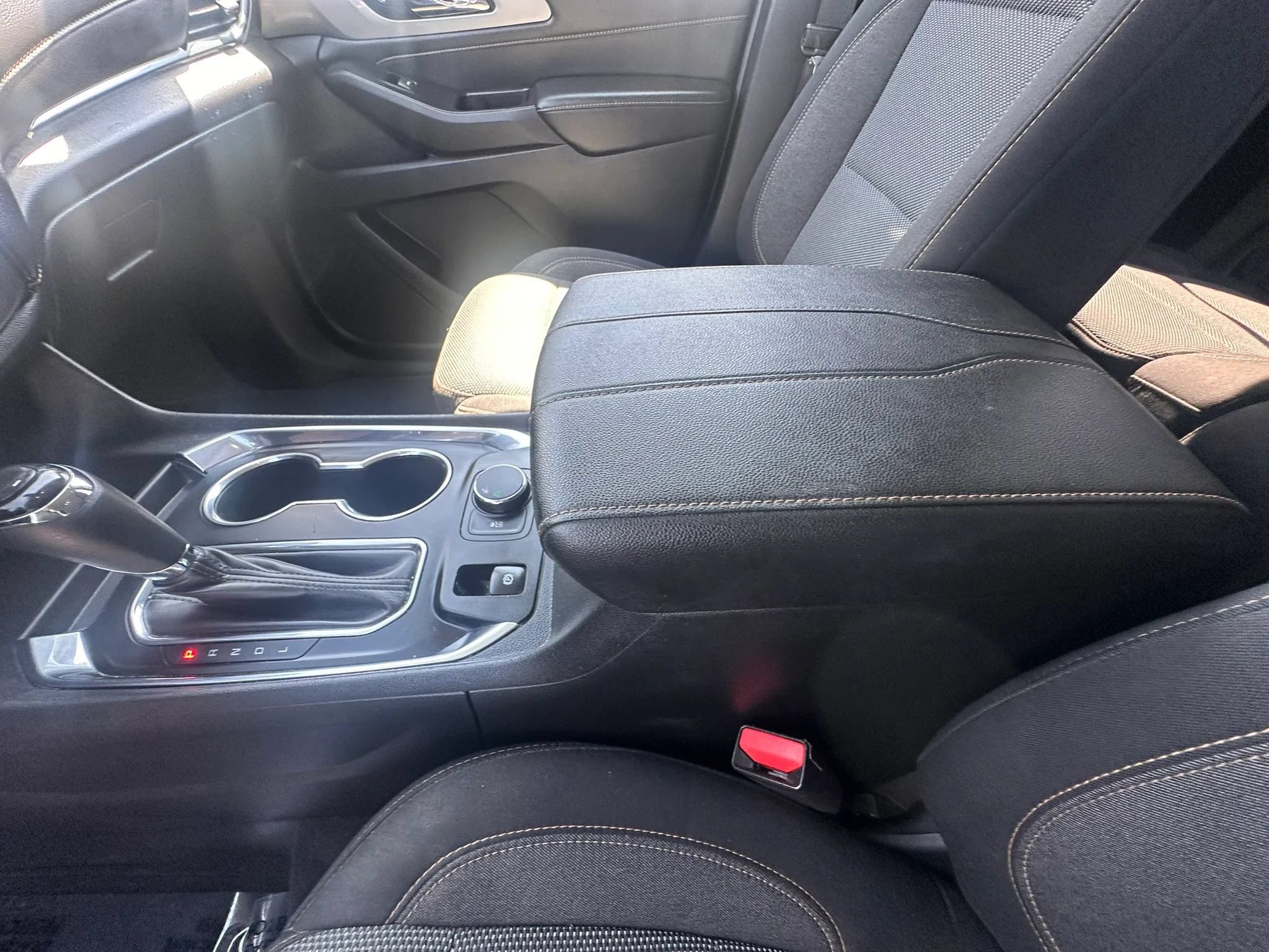 Used 2019 Chevrolet Traverse LS FWD image 14