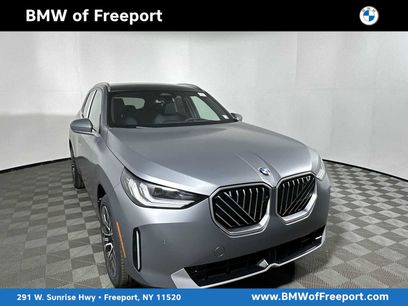 New 2025 BMW X3 xDrive30i w/ Premium Package