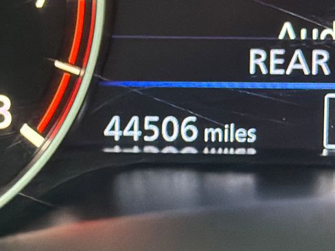 Used 2025 Nissan Altima 2.5 SV FWD image 19