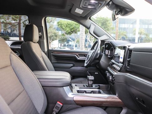 Used 2024 Chevrolet Silverado 1500 RST w/ Convenience Package II image 18