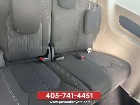 Used 2024 Chrysler Voyager LX FWD image 20