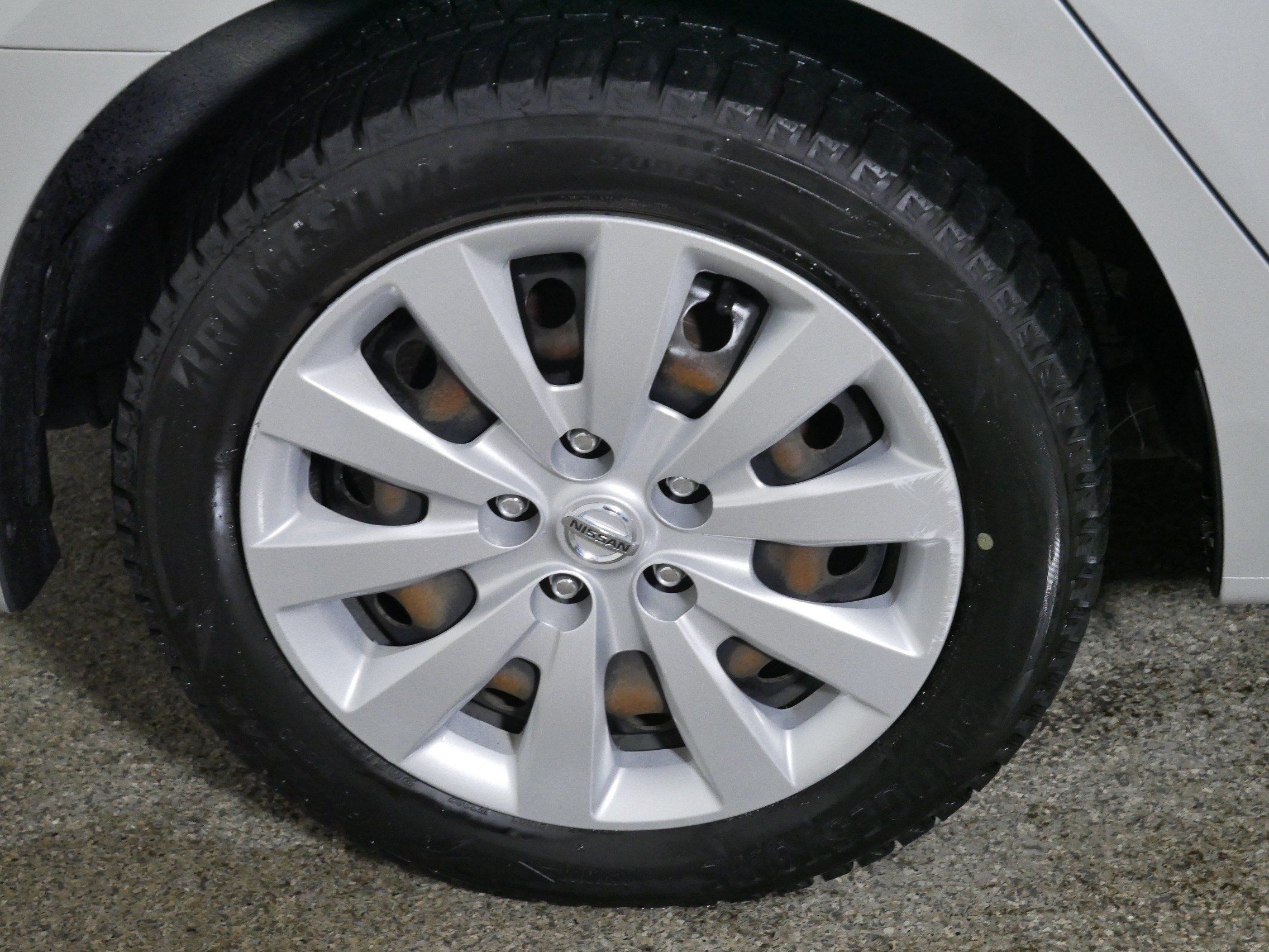 Used 2017 Nissan Sentra S FWD image 15