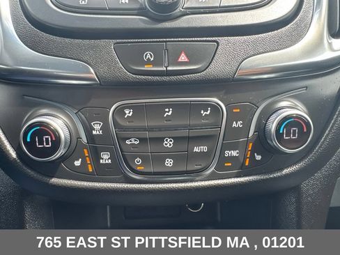 Used 2023 Chevrolet Equinox LT AWD/4WD image 11