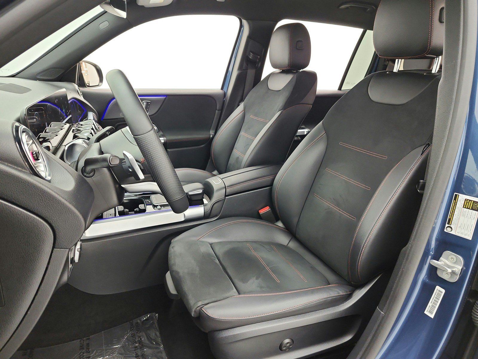 Used 2023 Mercedes-Benz GLB 250 image 14